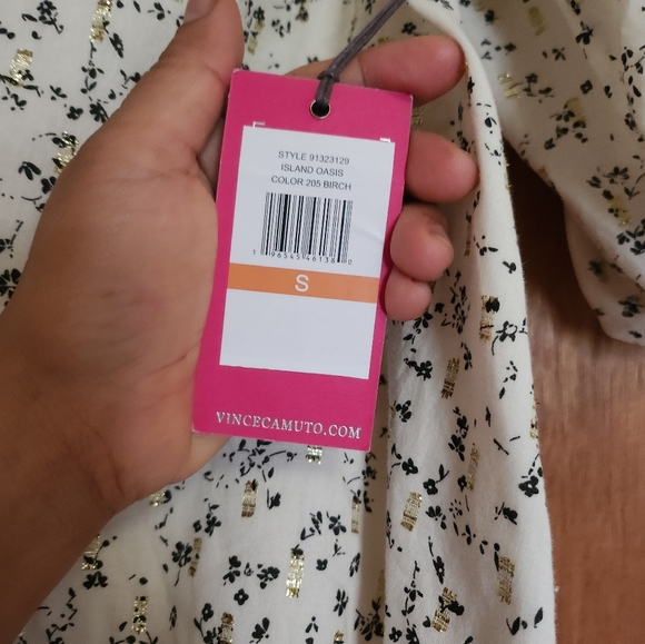 NWT Vince Camuto Blouse Women's Sz S Gold Detail Raglan Puff Sleeve - Picture 5 of 9